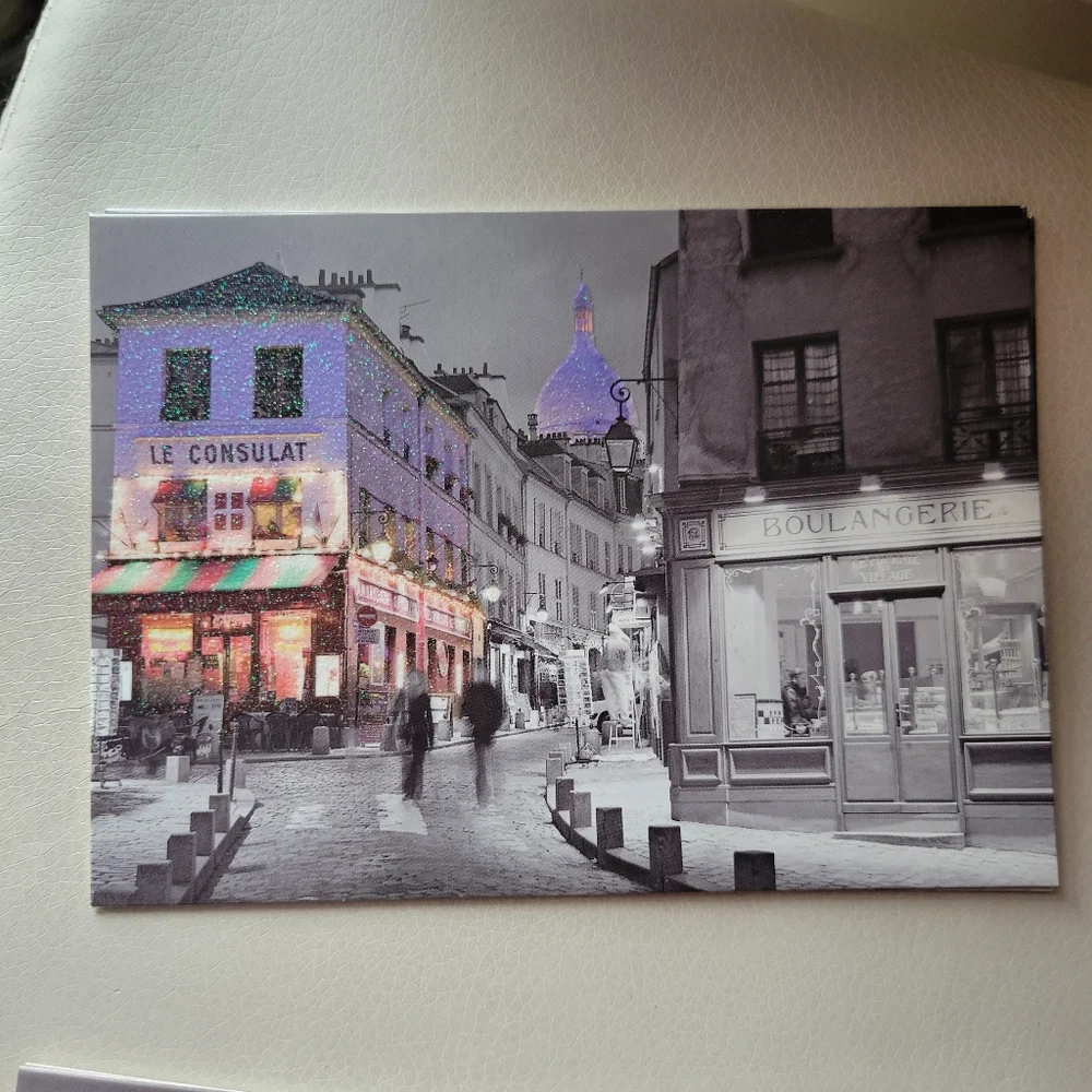 Paris Themed Notecards (8) ~ NWT ~ Graphique ~ Glitter Accent ~ Eiffel Tower